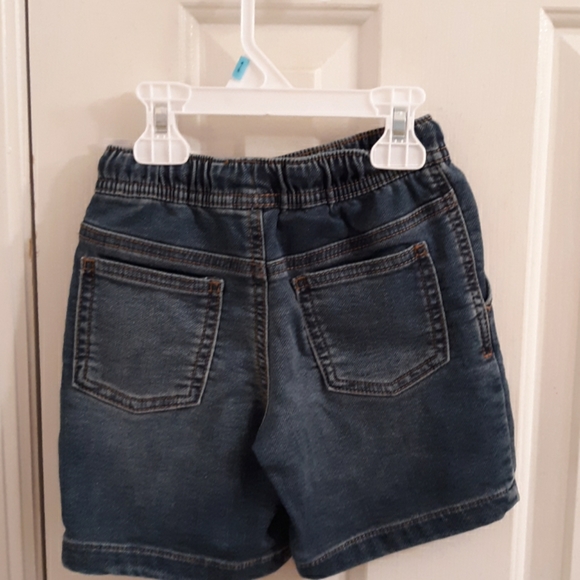 Carter's denim shorts - Picture 4 of 6